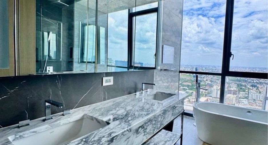 For sale and for rent 3 bedrooms condo in Watthana, Bangkok