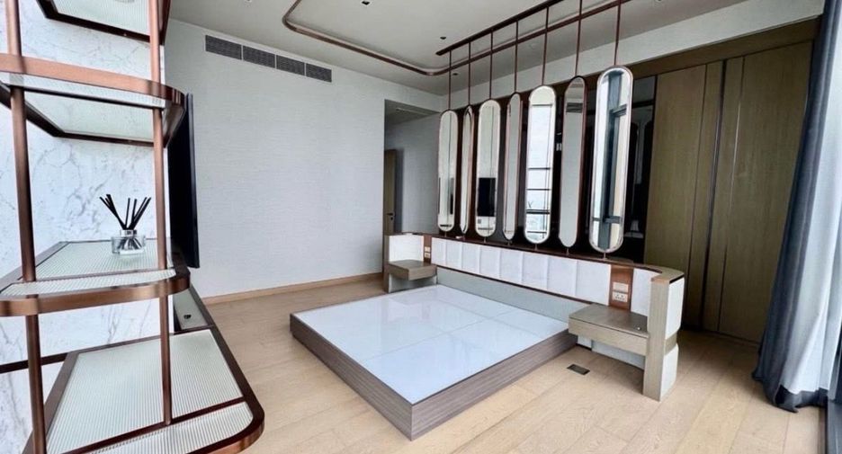 For sale and for rent 3 bedrooms condo in Watthana, Bangkok