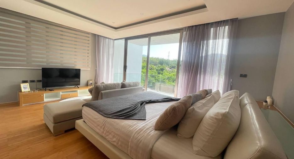 For rent 3 bedrooms villa in Mueang Phuket, Phuket