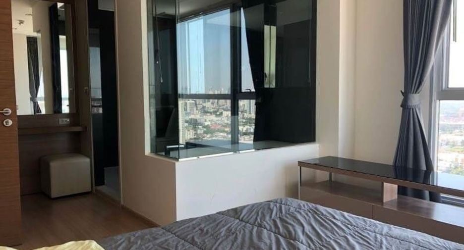 For sale 2 bedrooms condo in Phra Khanong, Bangkok