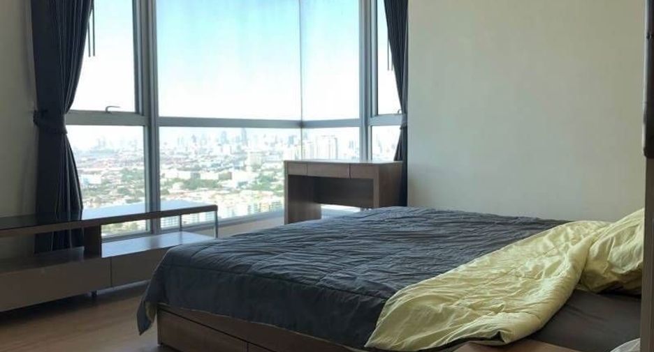 For sale 2 ベッドルーム condo in Phra Khanong, Bangkok