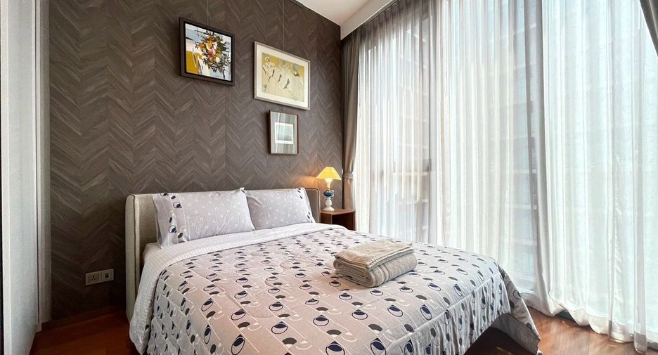 For rent 4 bedrooms condo in Khlong Toei, Bangkok
