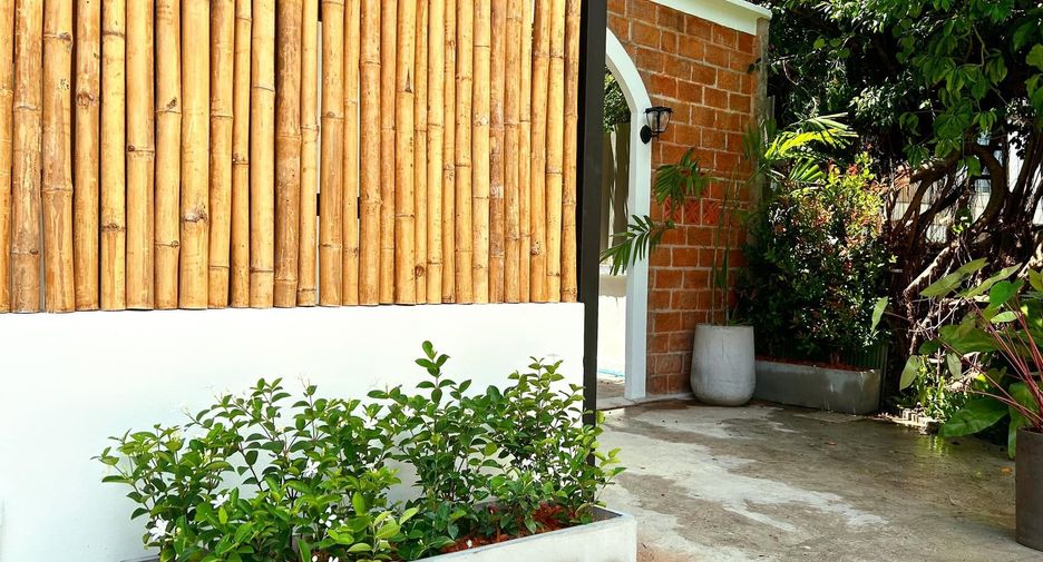For rent 1 bed apartment in Mueang Phuket, Phuket