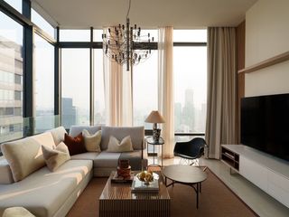 For rent 2 bedrooms condo in Bang Rak, Bangkok