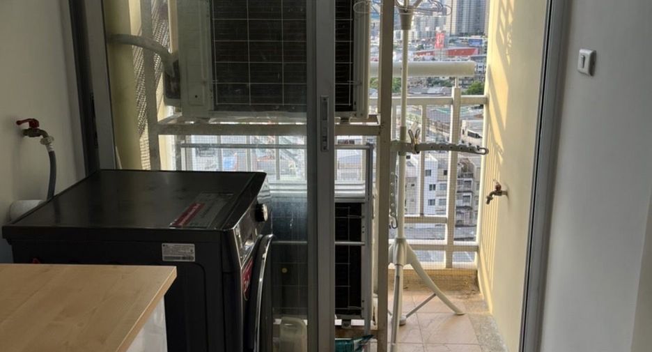 Wohnung zur Miete mit 2 Zimmer in Yan Nawa, Bangkok