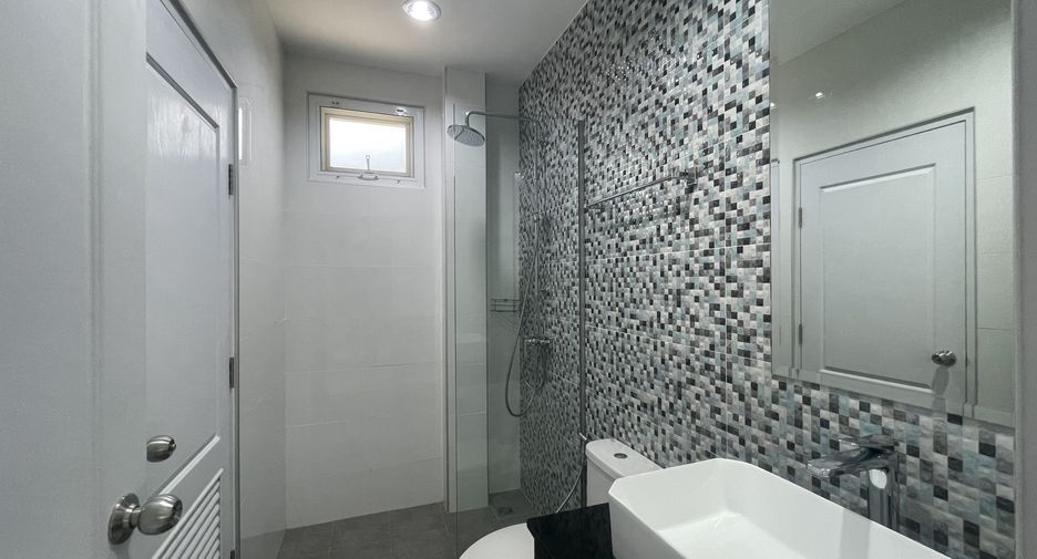 Casa en alquiler de 2 habitaciones en Mueang Phuket, Phuket