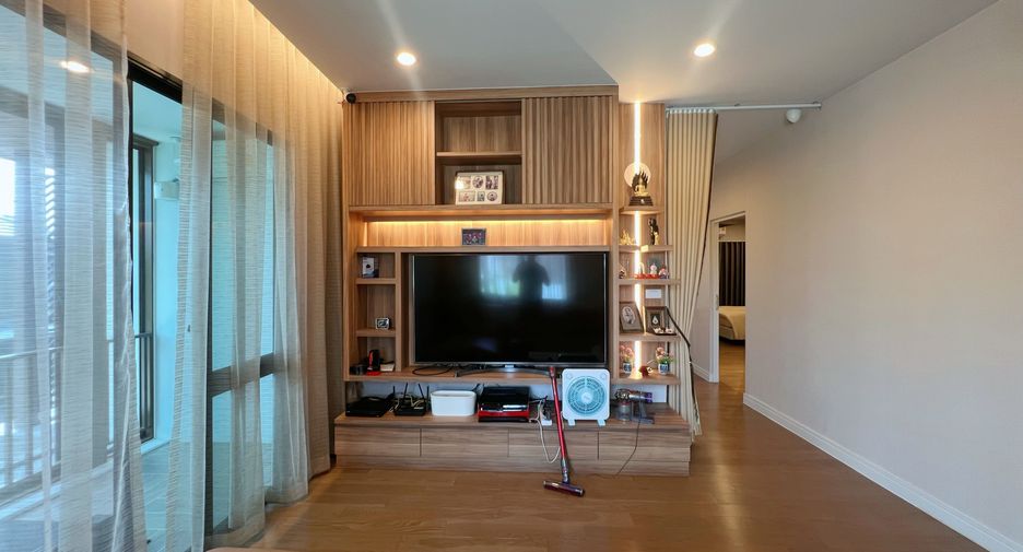 For rent 4 bedrooms house in Prawet, Bangkok