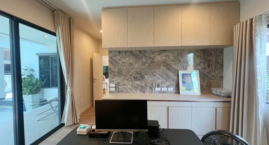 For rent 4 bedrooms house in Prawet, Bangkok