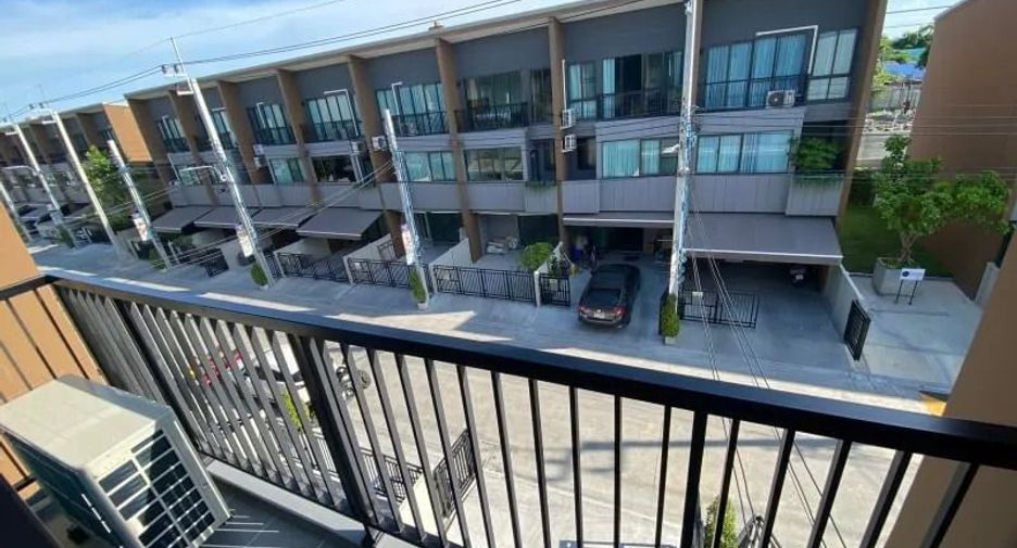 For rent 3 bedrooms house in Prawet, Bangkok