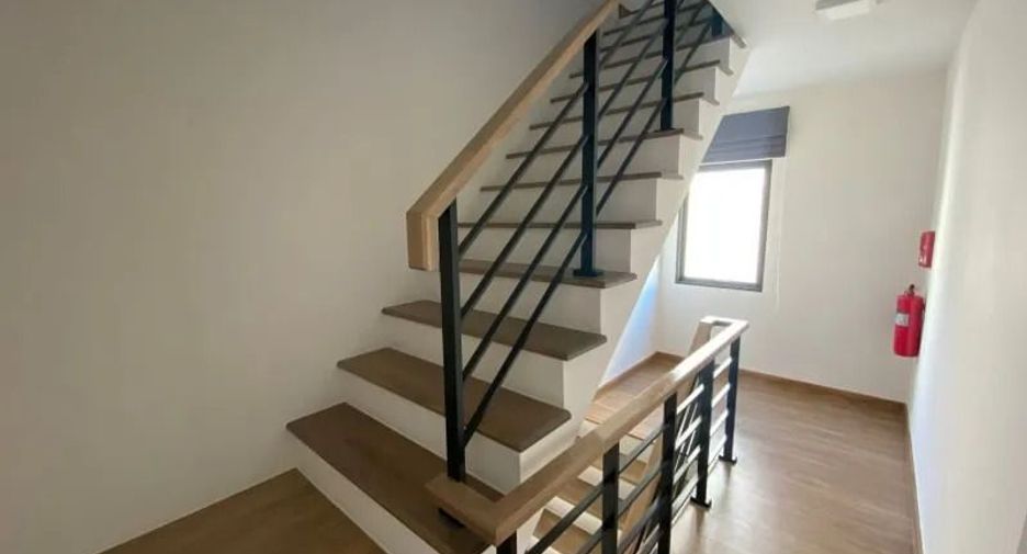 For rent 3 bedrooms house in Prawet, Bangkok