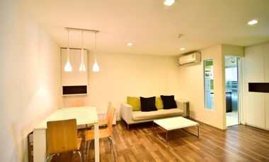 For rent 2 bedrooms condo in Phra Khanong, Bangkok