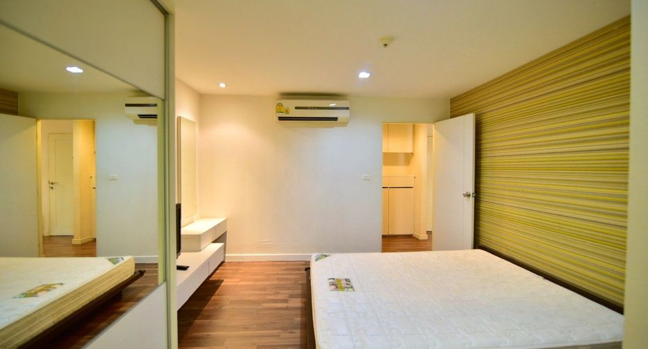 Condo en alquiler de 2 habitaciones en Phra Khanong, Bangkok