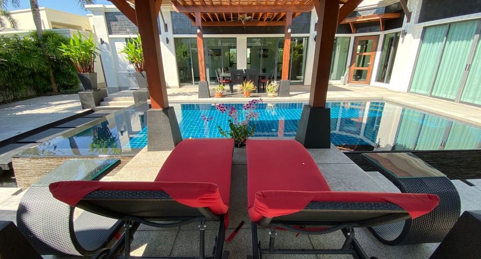 For sale 3 bedrooms villa in Thalang, Phuket
