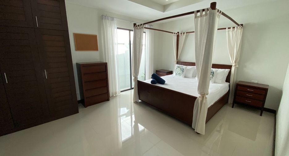 For sale 3 bedrooms villa in Thalang, Phuket