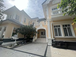 For sale 5 ベッドルーム house in Lat Phrao, Bangkok