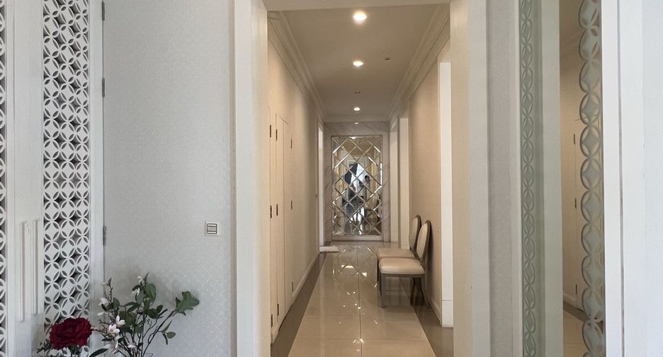 À vendre 5 chambres maison à Lat Phrao, Bangkok