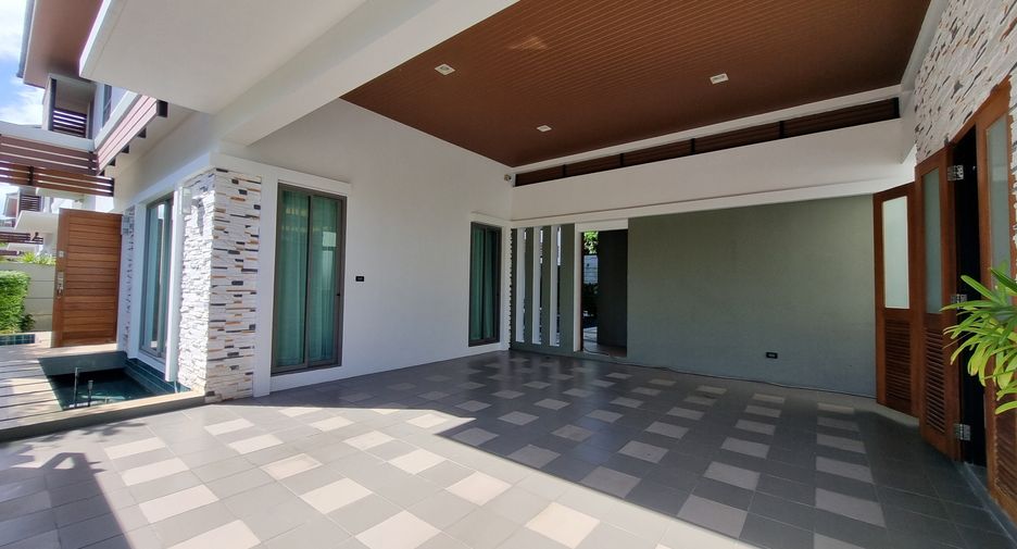 For rent 4 bedrooms house in Mueang Phuket, Phuket