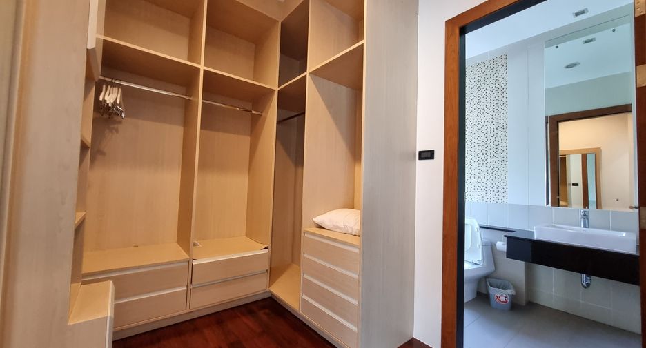 For rent 4 bedrooms house in Mueang Phuket, Phuket
