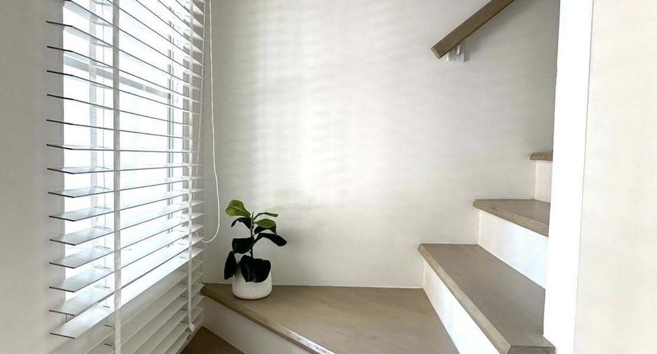 For rent 3 bedrooms townhouse in Bang Phli, Samut Prakan