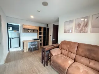 Condo en venta y en alquiler de 2 habitaciones en Bang Na, Bangkok