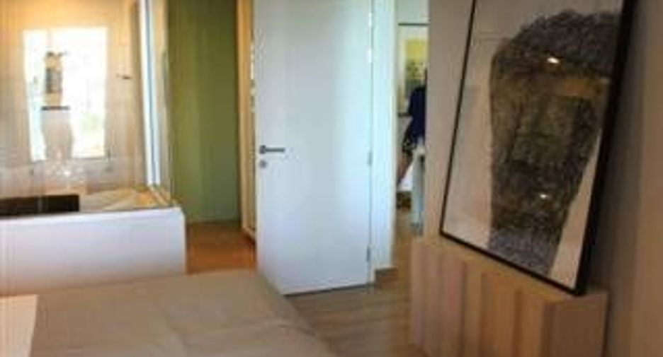For sale 1 bed condo in Khlong Toei, Bangkok