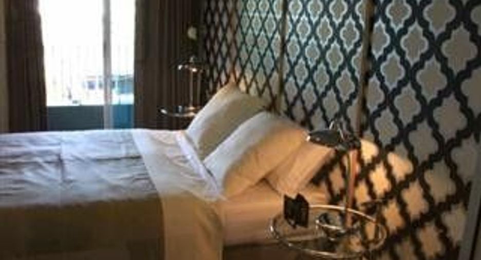 For sale 1 bed condo in Khlong Toei, Bangkok