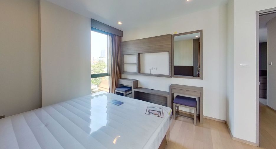 For sale 2 ベッドルーム condo in Watthana, Bangkok