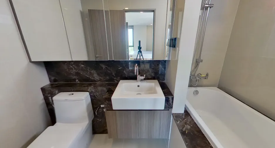 For sale 2 ベッドルーム condo in Watthana, Bangkok