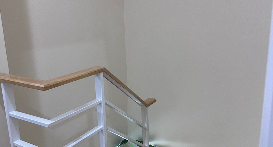 For sale and for rent 3 bedrooms townhouse in Prawet, Bangkok