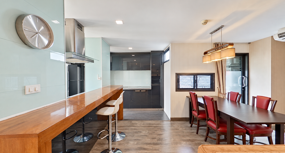 Condo en venta de 5 habitaciones en Watthana, Bangkok