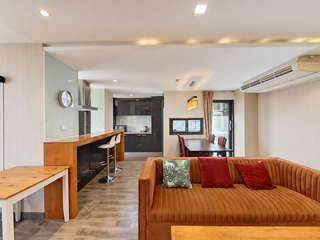 For sale 5 ベッドルーム condo in Watthana, Bangkok