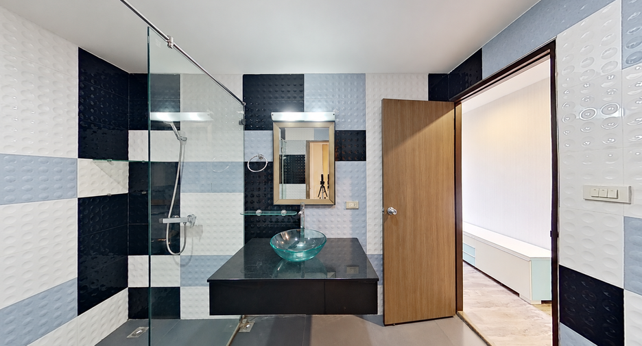 Condo en venta de 5 habitaciones en Watthana, Bangkok