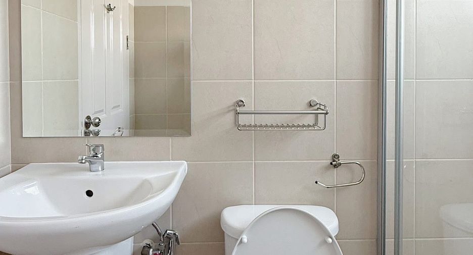 For rent 1 bed condo in Bangkok Yai, Bangkok