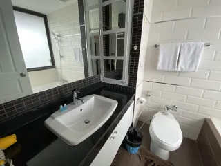 Apartamento en alquiler de 1 habitaciones en Khlong Toei, Bangkok