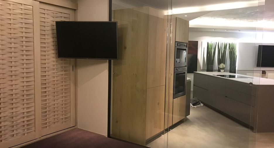 For sale 2 bedrooms condo in Mueang Phuket, Phuket