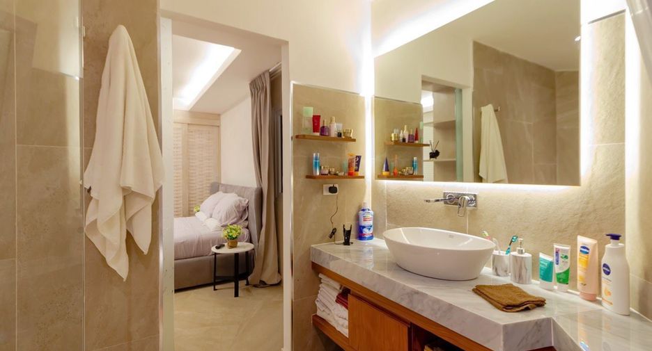 For sale 2 bedrooms condo in Mueang Phuket, Phuket