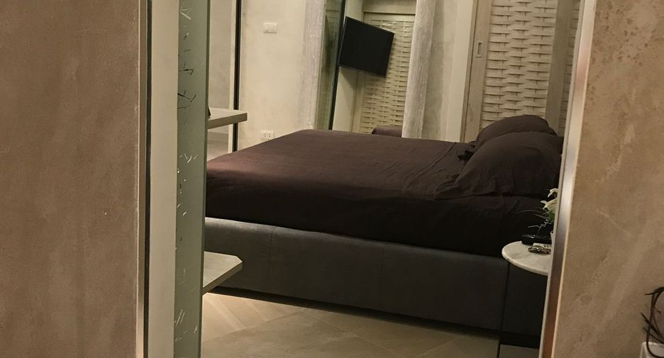 For sale 2 bedrooms condo in Mueang Phuket, Phuket