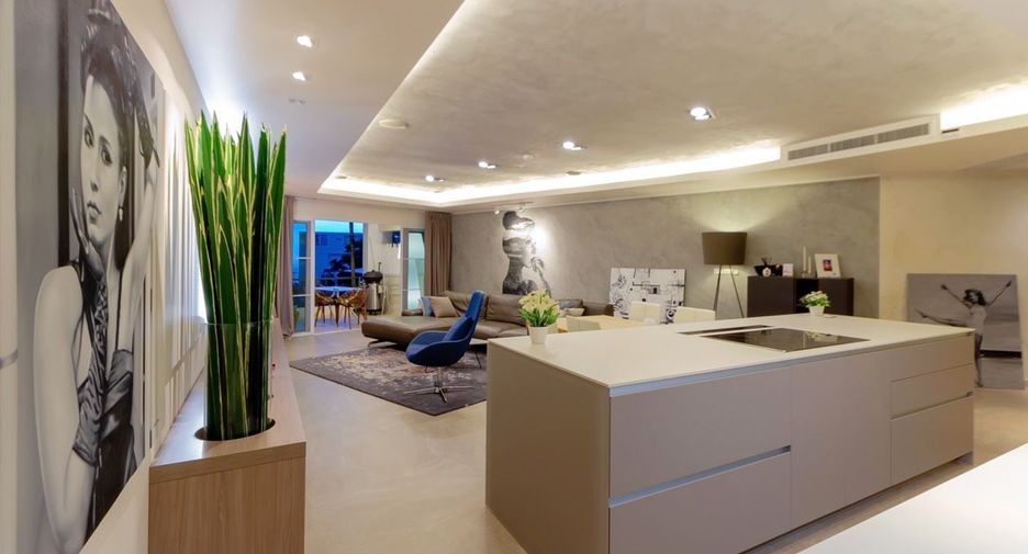 For sale 2 bedrooms condo in Mueang Phuket, Phuket