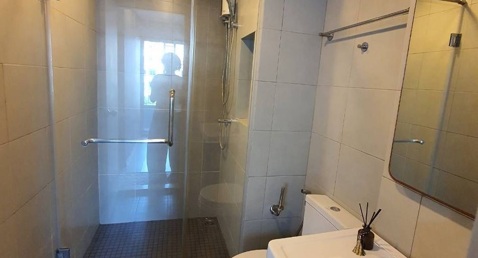 For sale 2 bedrooms condo in Bang Na, Bangkok
