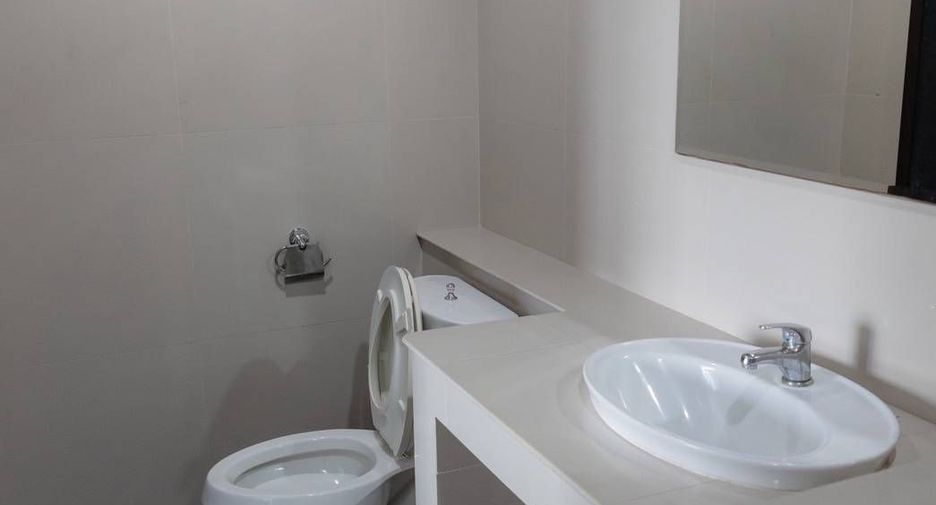 Wohnung zur Miete mit 2 Zimmer in Khlong Toei, Bangkok