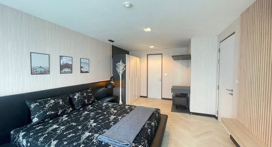 For sale 1 bed condo in Watthana, Bangkok