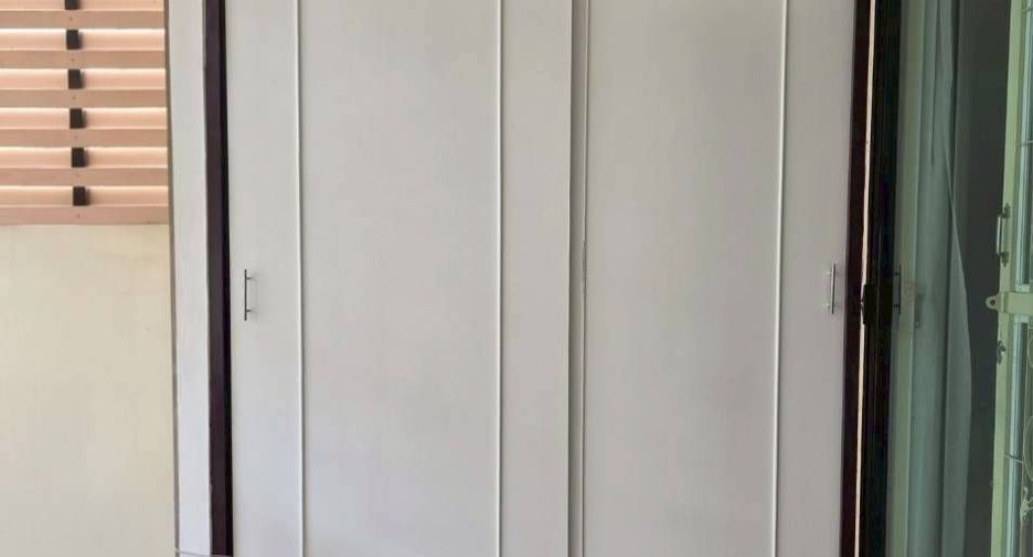 For sale and for rent 3 bedrooms townhouse in Mueang Samut Prakan, Samut Prakan