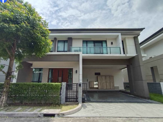 For rent 4 bedrooms house in Saphan Sung, Bangkok