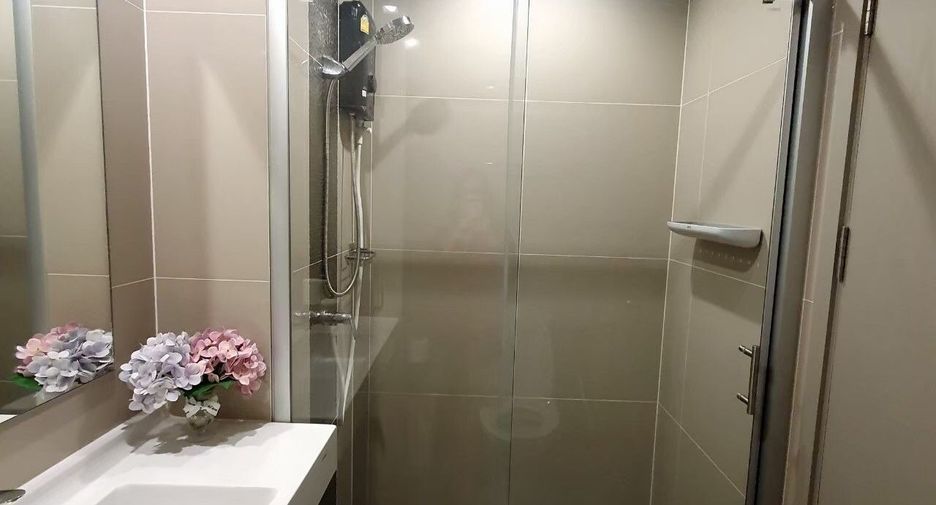 For sale 1 bed condo in Bang Kapi, Bangkok