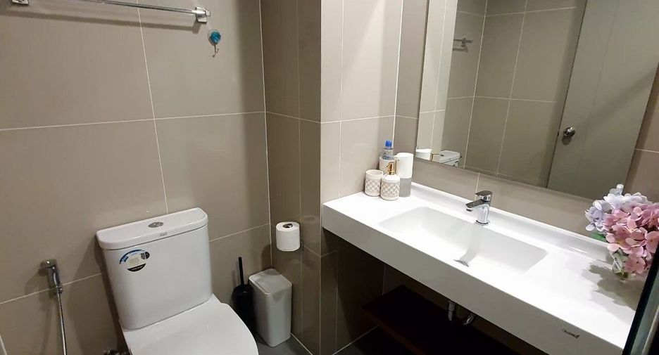 For sale 1 bed condo in Bang Kapi, Bangkok