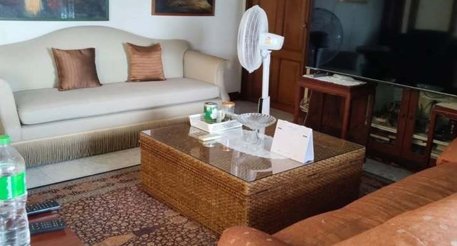 Condo en venta de 4 habitaciones en Watthana, Bangkok
