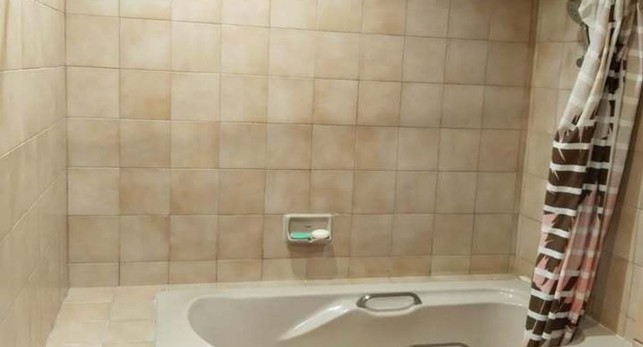 Condo en venta de 4 habitaciones en Watthana, Bangkok