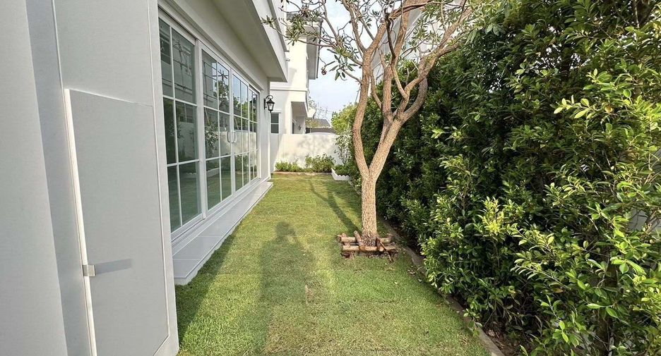 Casa en alquiler de 3 habitaciones en Bang Phli, Samut Prakan