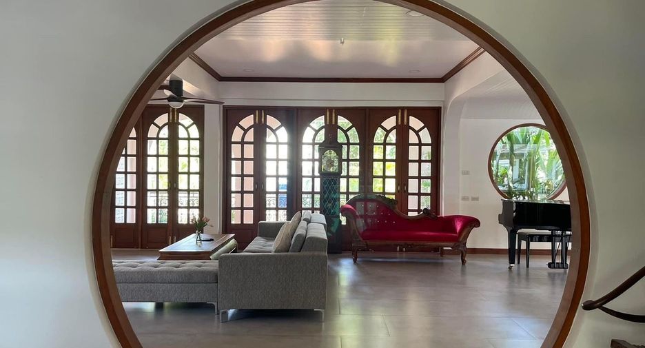 For rent 6 bedrooms house in Mueang Phuket, Phuket