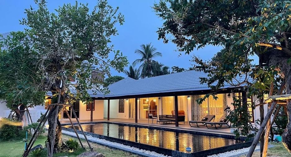 For rent 6 bedrooms house in Mueang Phuket, Phuket